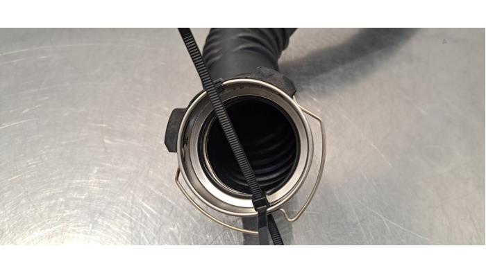 Intercooler Rohr van een Mercedes-Benz GLB (247.6) 1.3 GLB-200 Turbo 16V 2022