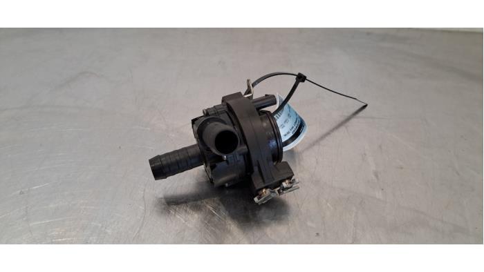 Begagnade Extra vattenpump Ford Transit 2.0 TDCi 16V Eco Blue 130 Pris € 30,25 Inklusive moms erbjuds av Autohandel Didier