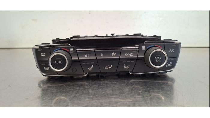 Usagé Commande chauffage BMW X1 (F48) sDrive 18i 1.5 12V TwinPower Turbo Prix € 133,10 Prix TTC proposé par Autohandel Didier