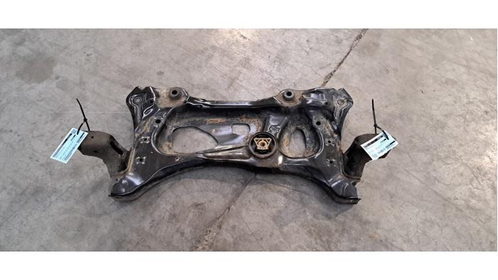Used Subframe Skoda Octavia Combi (5EAC) 2.0 TSI RS 245 16V Price € 199,65 Inclusive VAT offered by Autohandel Didier