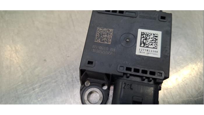Lambda probe from a Audi A3 Sportback (8YA) 2.0 30 TDI 16V 2022