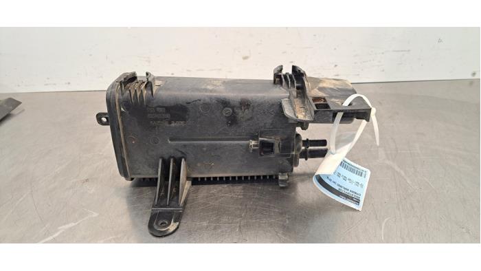 Begagnade Kolfilter Citroen Berlingo Multispace 1.2 12V PureTech 110 Pris € 60,50 Inklusive moms erbjuds av Autohandel Didier