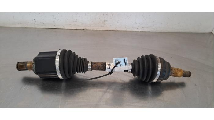 Gebrauchte Antriebswelle links vorne Landrover Discovery Sport (LC) 2.0 TD4 180 16V Preis € 399,30 Mit Mehrwertsteuer angeboten von Autohandel Didier