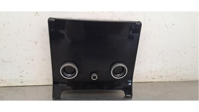Begagnade Luftkonditionering, kontrollpanel Landrover Range Rover Velar (LY) 3.0 D275 AWD Pris € 532,40 Inklusive moms erbjuds av Autohandel Didier