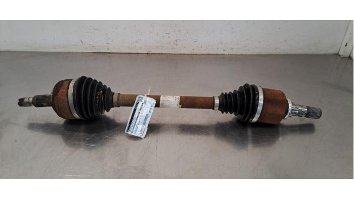 Begagnade Drivaxel, vänster fram Renault Master III (EV/HV/UV/VA/VB/VD/VF/VG/VJ) 2.3 dCi 145 16V FWD Pris € 102,85 Inklusive moms erbjuds av Autohandel Didier