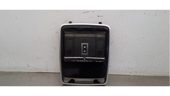 Begagnade Innerbelysning, fram Landrover Range Rover Velar (LY) 3.0 D275 AWD Pris € 133,10 Inklusive moms erbjuds av Autohandel Didier