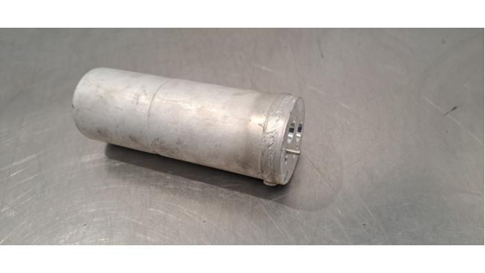 Usagé Déshydrateur clim Audi A7 Sportback (4KA) 2.0 16V 50 TFSI E Quattro Prix € 60,50 Prix TTC proposé par Autohandel Didier
