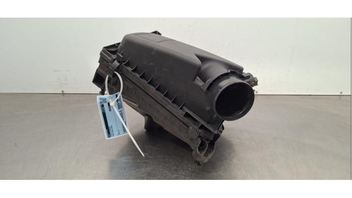 Begagnade Luftfilterhus Ford Focus 4 1.0 EcoBoost 12V Hybrid 125 Pris € 48,40 Inklusive moms erbjuds av Autohandel Didier