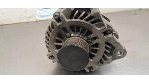 Dynamo van een Renault Master III (EV/HV/UV/VA/VB/VD/VF/VG/VJ) 2.3 dCi 145 16V FWD 2021