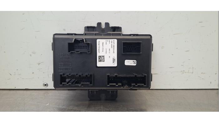 Używane Modul climatronic Volkswagen Amarok 2.0 TDI 16V 4Motion Cena € 266,20 Z VAT oferowane przez Autohandel Didier