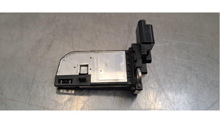Gebrauchte Luftmassenmesser Citroen Jumper (U9) 2.2 Blue HDi 120 Preis € 30,25 Mit Mehrwertsteuer angeboten von Autohandel Didier