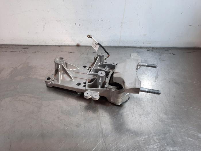 Used Engine mount Citroen C3 (CB/CC) ë-C3 Comfort Range 44 kWh Price € 60,50 Inclusive VAT offered by Autohandel Didier