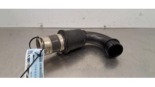 Intercooler Schlauch van een Volkswagen Amarok 2.0 TDI 16V 4Motion 2024