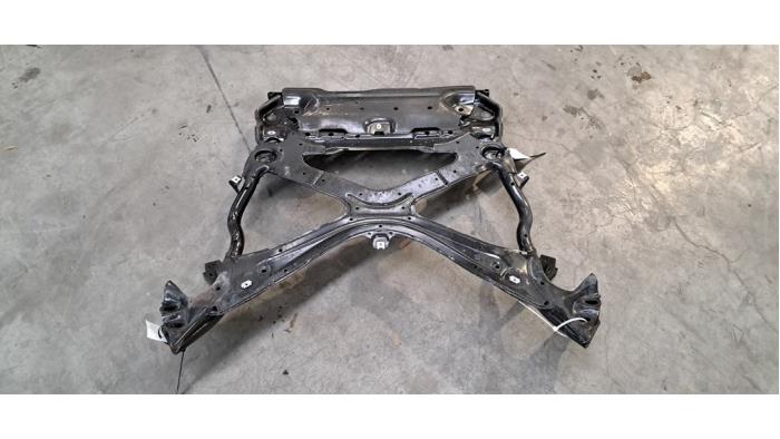 Used Subframe Audi A4 Avant (B9) 2.0 TDI Mild hybrid 16V Price € 133,10 Inclusive VAT offered by Autohandel Didier