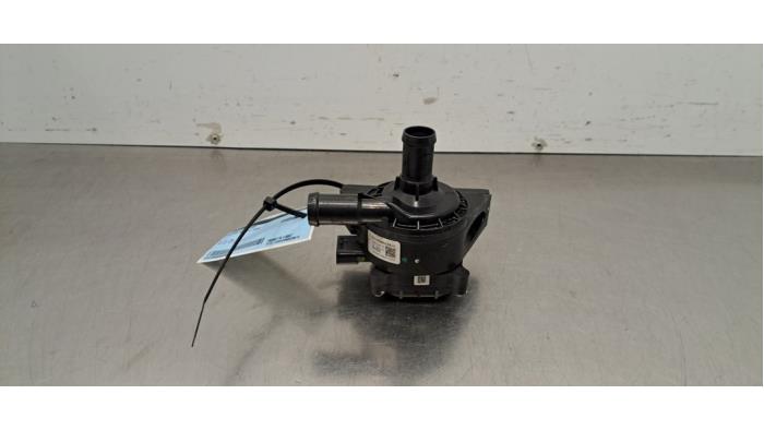 Begagnade Extra vattenpump BYD Dolphin 60,4 kWh Pris € 102,85 Inklusive moms erbjuds av Autohandel Didier
