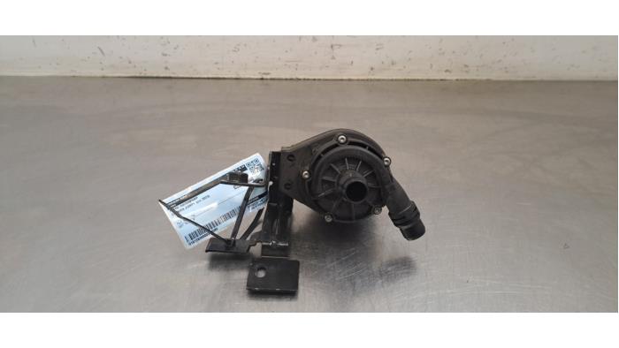 Begagnade Extra vattenpump Citroen Jumpy ë-Jumpy Pris € 42,35 Inklusive moms erbjuds av Autohandel Didier