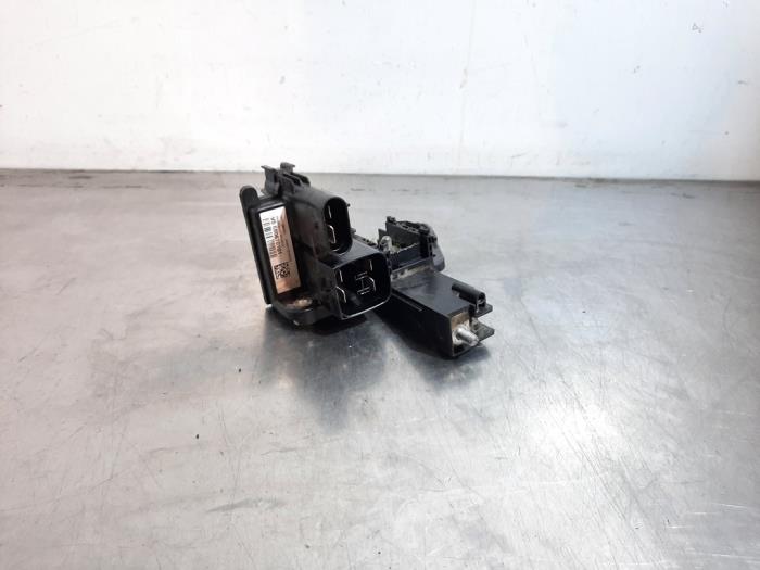 Gebrauchte Kraftstoffverteiler BMW 1 serie (F20) 116d 1.5 12V TwinPower Preis € 30,25 Mit Mehrwertsteuer angeboten von Autohandel Didier