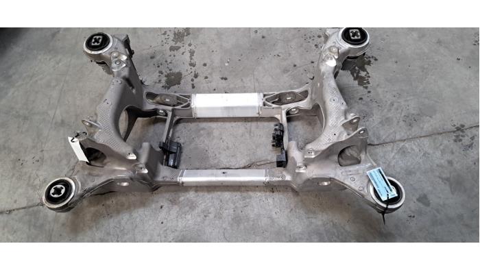 Begagnade Underram Porsche Taycan (Y1A) 4S Pris € 1.331,00 Inklusive moms erbjuds av Autohandel Didier