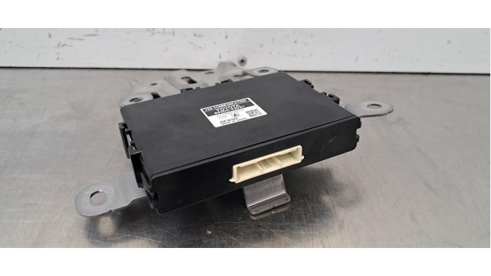 Usados Módulo de comunicación Toyota bZ4X 71 kWh Precio € 399,30 IVA incluido ofrecido por Autohandel Didier