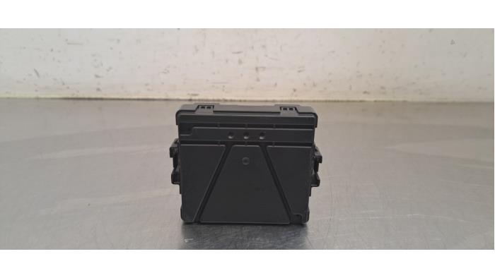 Używane Modul gateway Skoda Superb Combi (3V5) 2.0 TDI Cena € 42,35 Z VAT oferowane przez Autohandel Didier