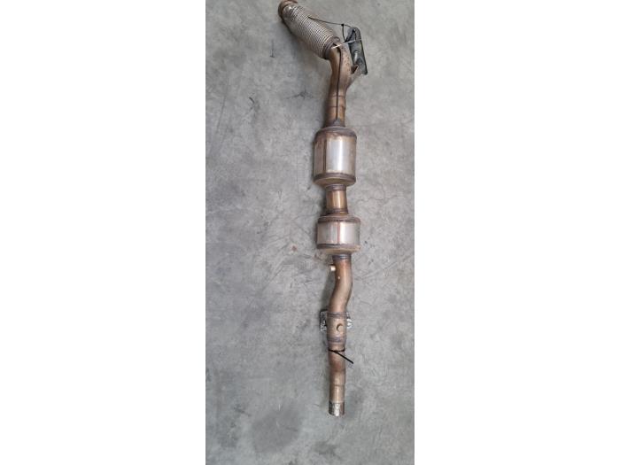 Used Front pipe + catalyst Skoda Superb Combi (3V5) 2.0 TDI Price € 399,30 Inclusive VAT offered by Autohandel Didier
