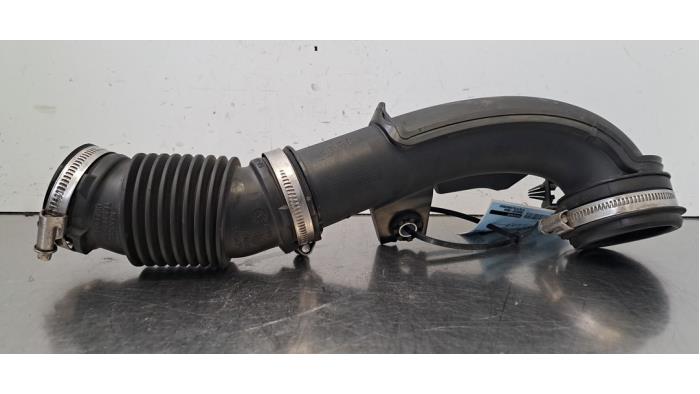 Gebrauchte Intercooler Rohr Renault Arkana (RJLL) 1.3 TCe 140 16V Preis € 66,55 Mit Mehrwertsteuer angeboten von Autohandel Didier