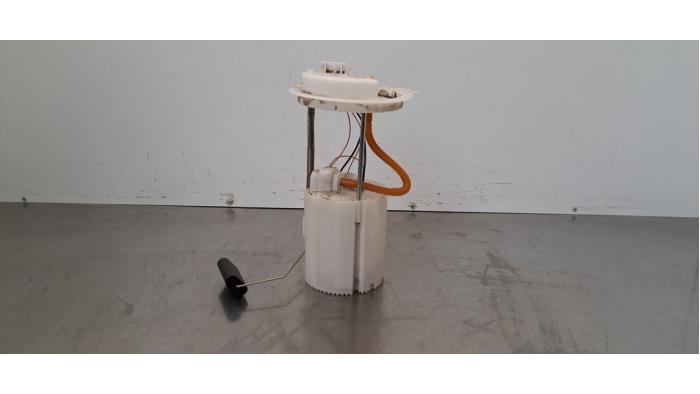Gebrauchte Kraftstoffpumpe Elektrisch Fiat 500X (334) 1.3 FireFly Turbo 150 16V Preis € 102,85 Mit Mehrwertsteuer angeboten von Autohandel Didier