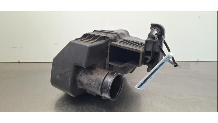 Gebrauchte Luftfiltergehäuse Nissan Qashqai (J12) 1.3 DIG-T MHEV 16V Preis € 102,85 Mit Mehrwertsteuer angeboten von Autohandel Didier