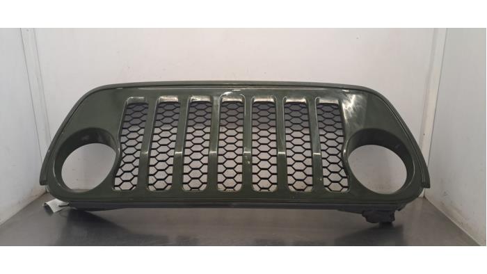 Używane Grill Jeep Wrangler (JL) 2.0 4xe Plug-in Hybrid 16V Cena € 459,80 Z VAT oferowane przez Autohandel Didier