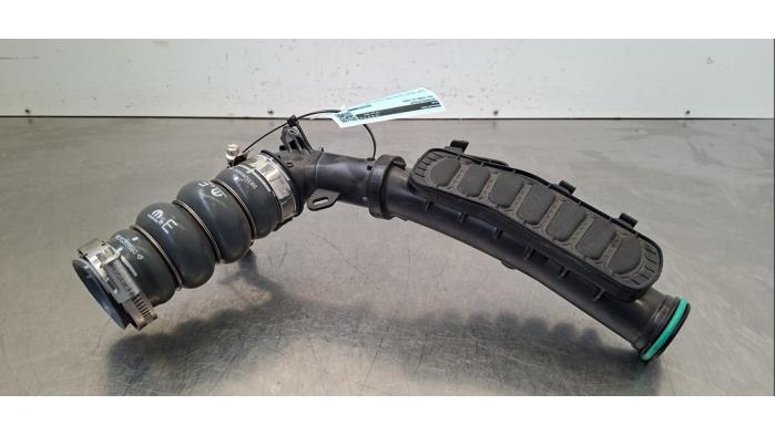 Gebrauchte Intercooler Rohr Opel Corsa F (UB/UH/UP) 1.2 Turbo 12V 100 Hybrid Preis € 48,40 Mit Mehrwertsteuer angeboten von Autohandel Didier