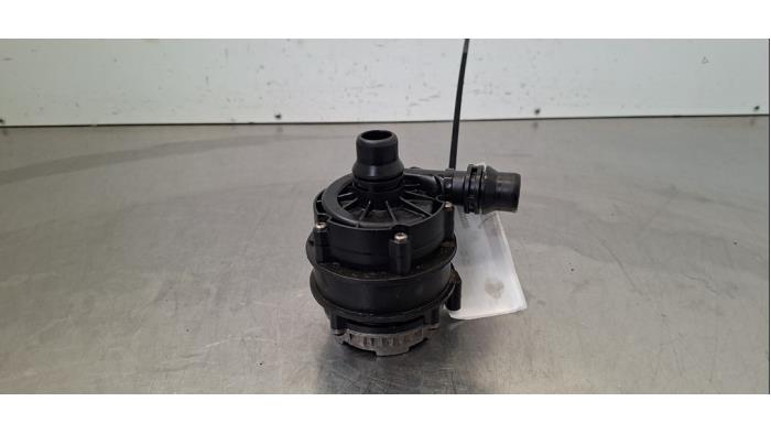 Begagnade Extra vattenpump Fiat Ducato (250) 2.2 D 140 Multijet 3 Pris € 133,10 Inklusive moms erbjuds av Autohandel Didier