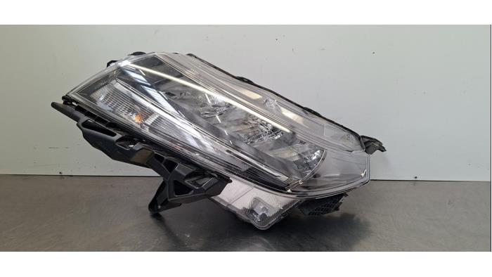 Używane Reflektor lewy Suzuki Vitara (LY/MY) Cena € 592,90 Z VAT oferowane przez Autohandel Didier