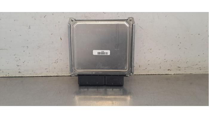 Used Engine management computer Volkswagen Transporter T6 2.0 TDI 150 4Motion Price € 332,75 Inclusive VAT offered by Autohandel Didier