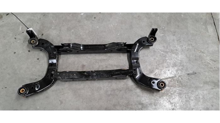 Usados Subchasis Renault Megane E-Tech (RCB) 60 kWh Precio € 459,80 IVA incluido ofrecido por Autohandel Didier