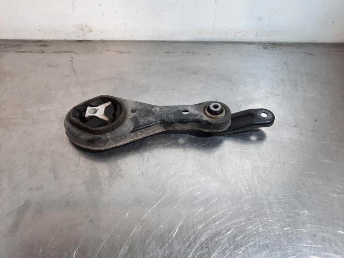 Engine mount from a Skoda Fabia IV (PJ3) 1.0 TSI 12V 2024