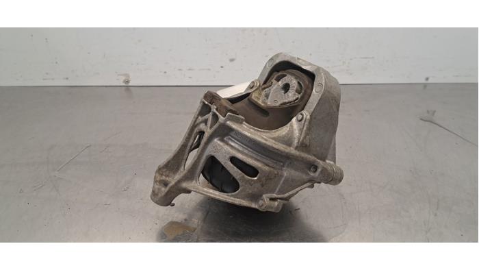 Used Engine mount Audi Q5 (FYB/FYG) 2.0 30 TDI Mild hybrid 16V Price € 133,10 Inclusive VAT offered by Autohandel Didier