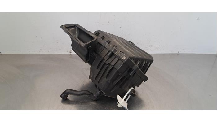 Begagnade Luftfilterhus Seat Arona (KJX) 1.0 TSI 12V Pris € 102,85 Inklusive moms erbjuds av Autohandel Didier