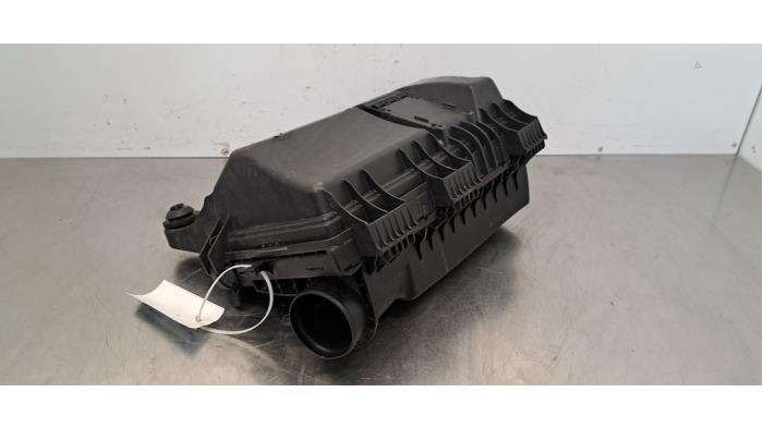 Begagnade Luftfilterhus Ford Transit Custom Pris € 102,85 Inklusive moms erbjuds av Autohandel Didier