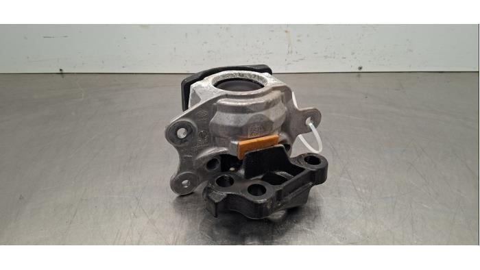 Used Engine mount Landrover Range Rover Evoque II (LZC/LZS/LZH) 2.0 D200 MHEV 16V AWD Price € 96,80 Inclusive VAT offered by Autohandel Didier