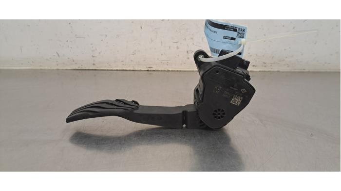 Używane Pedal gazu Renault Megane E-Tech (RCB) 60 kWh Cena € 48,40 Z VAT oferowane przez Autohandel Didier