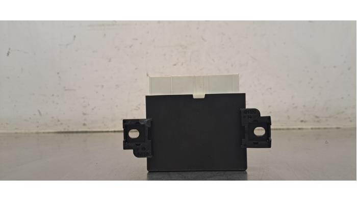 Usados Módulo PDC Landrover Range Rover Evoque II (LZC/LZS/LZH) 2.0 D150 16V Precio € 96,80 IVA incluido ofrecido por Autohandel Didier