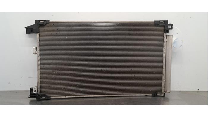 Gebrauchte Klima Kondensor Toyota Yaris IV (P21/PA1/PH1) 1.5 12V Hybrid 115 Preis € 133,10 Mit Mehrwertsteuer angeboten von Autohandel Didier