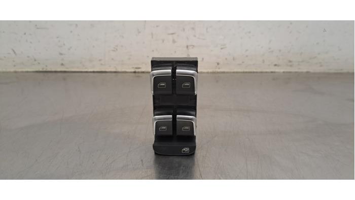 Usados Interruptor combinado de ventanillas Audi Q3 (8UB/8UG) 2.0 TDI 16V 150 Precio € 24,20 IVA incluido ofrecido por Autohandel Didier