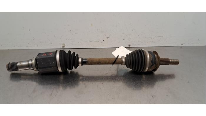 Gebrauchte Antriebswelle links vorne Mazda CX-3 (DJ/DK) 2.0 SkyActiv-G 121 Preis € 163,35 Mit Mehrwertsteuer angeboten von Autohandel Didier