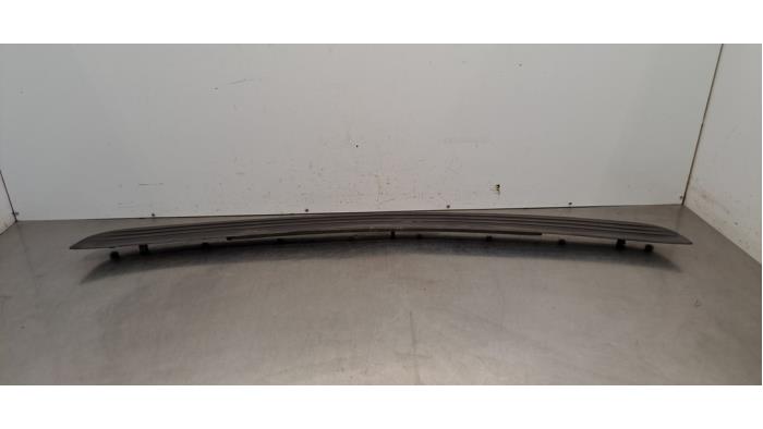 Begagnade Front Dodge Ram 1500 (BR/BE) Pris € 30,25 Inklusive moms erbjuds av Autohandel Didier