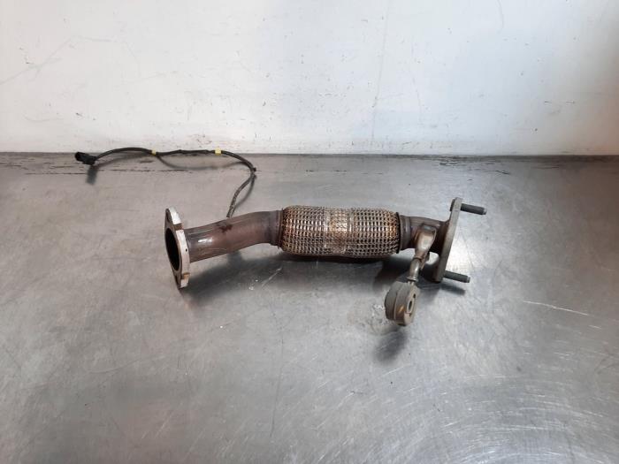 Used Exhaust front section Hyundai Kona (SX2) 1.6 GDi HEV 16V Price € 60,50 Inclusive VAT offered by Autohandel Didier