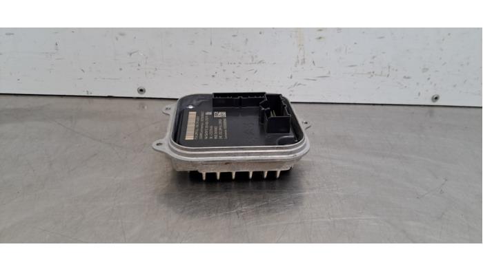 Używane Modułowy reflektor LED Peugeot 308 SW (F4/FC/FN/FR) e-308 54 kWh Cena € 36,30 Z VAT oferowane przez Autohandel Didier