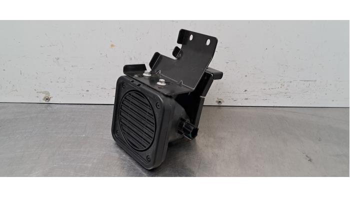 Używane Glosnik VESS MG MG3 1.5 Hybrid+ Cena € 60,50 Z VAT oferowane przez Autohandel Didier