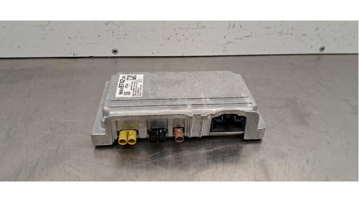Używane Modul kamery Peugeot 2008 (UD/UK/UR/US/UX) 1.2 Hybrid 136 Cena € 133,10 Z VAT oferowane przez Autohandel Didier