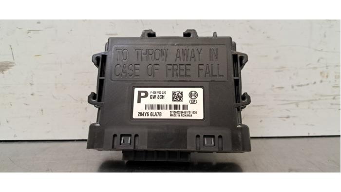 Używane Modul gateway Renault Trafic (1FL/2FL/3FL/4FL) 2.0 dCi 16V 130 Cena € 60,50 Z VAT oferowane przez Autohandel Didier